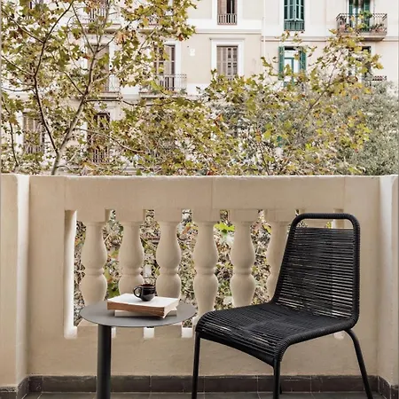 Spacest - Carrer Del Consell De Cent A ברצלונה